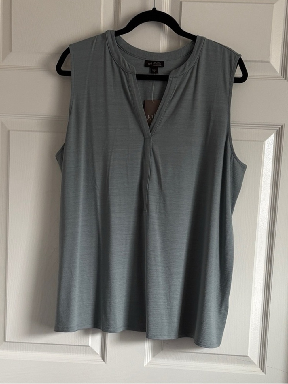 J. Jill Slate Gray Sleeveless Notch Neck Tank